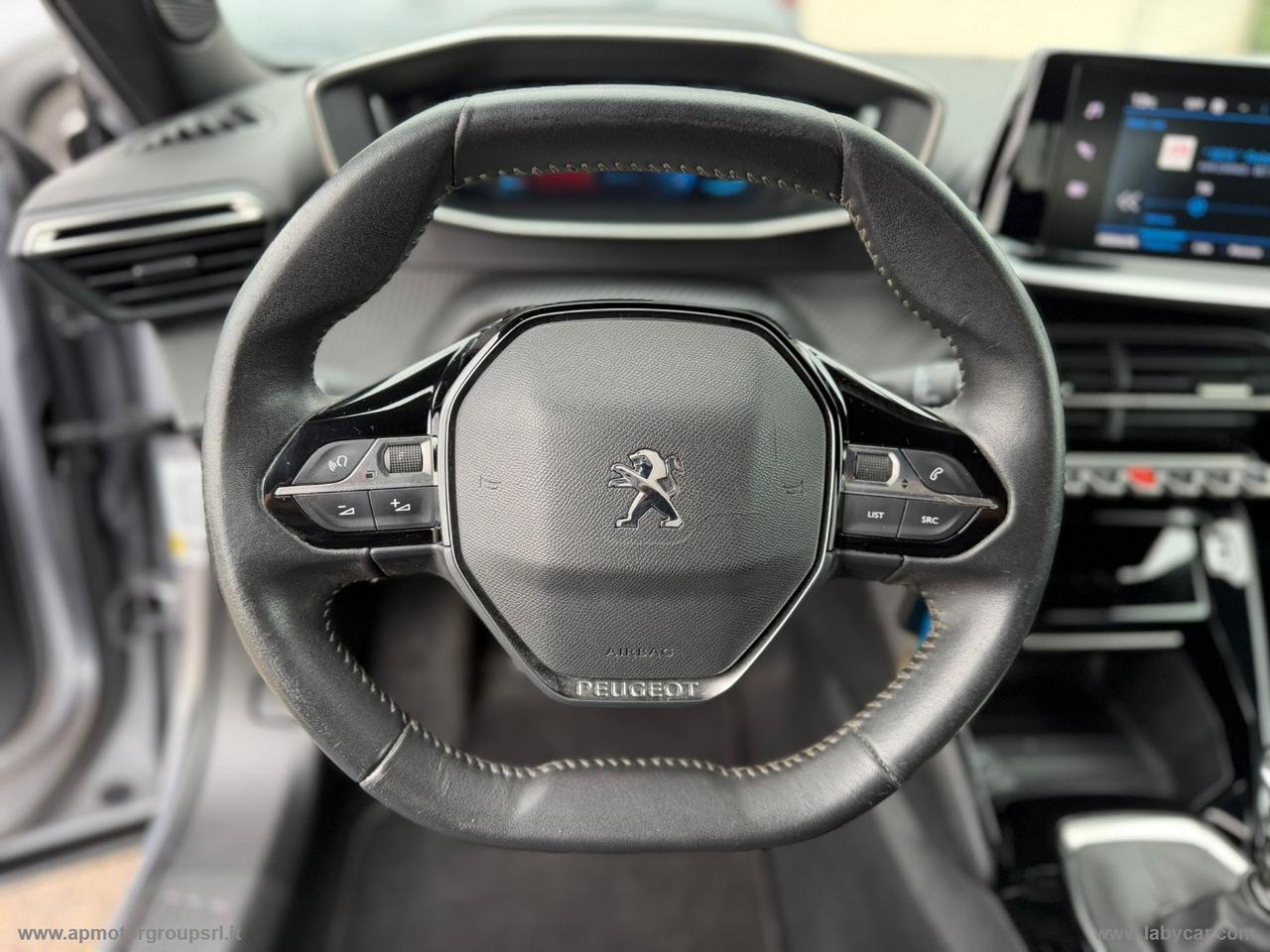 PEUGEOT 2008 PureTech 100 S&S Allure Pack