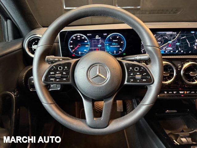 MERCEDES-BENZ A 180 d Automatic Sport