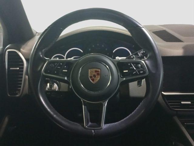 PORSCHE Cayenne Cayenne