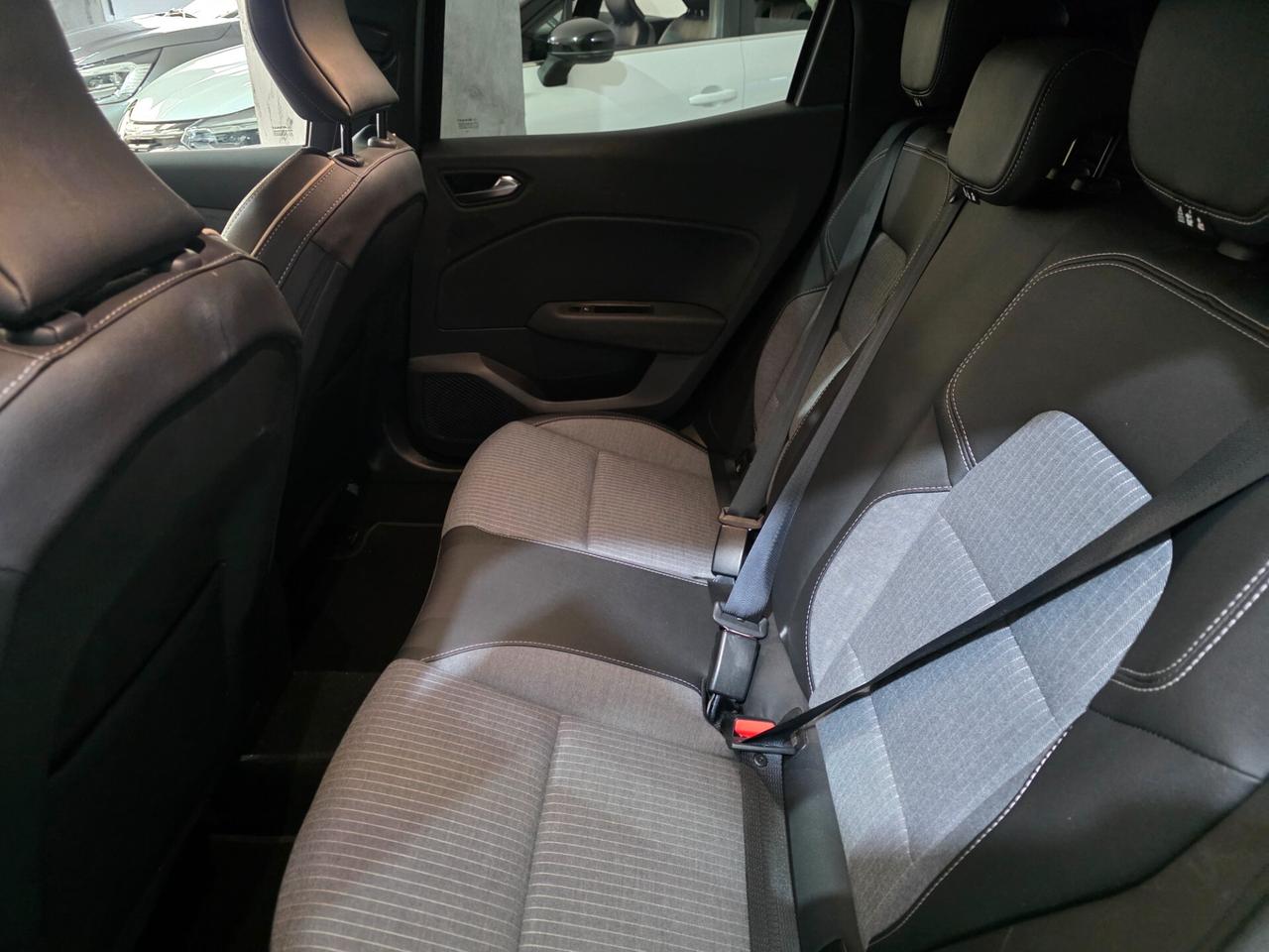 Renault Clio 1.0 Techno 90CV 2025