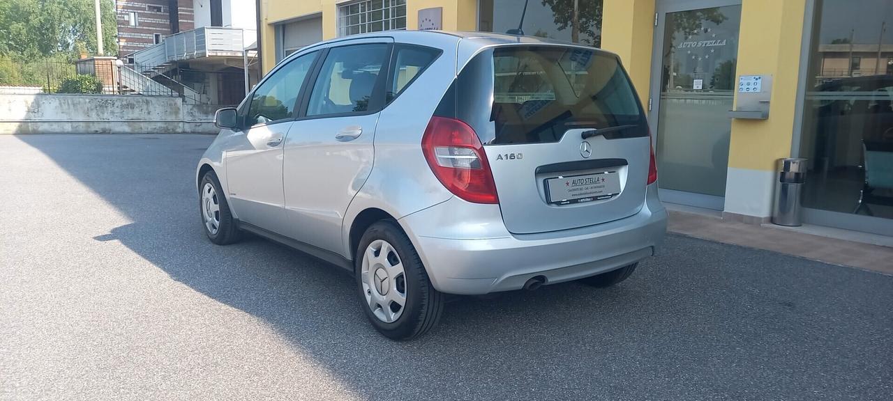 Mercedes-Benz Classe A 160 BlueEFFICIENCY Benzina cc. 1.5 CV. 95 - 5 Porte 5 Posti Euro 5 Utilizzabile anche per i Neopatentati.