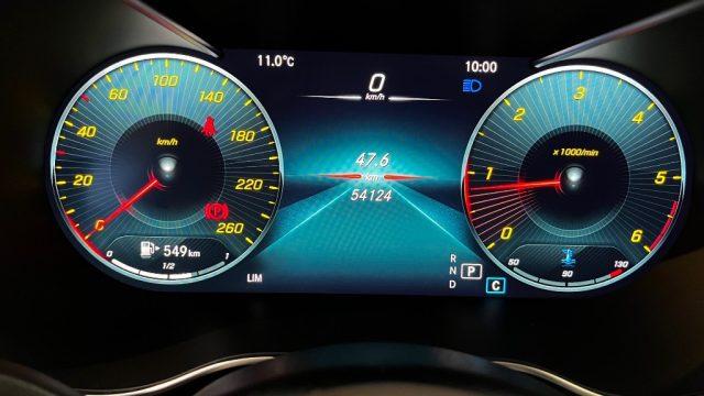 MERCEDES-BENZ GLC 220 d 4Matic Sport- PARI AL NUOVO - MOD YEAR 2020