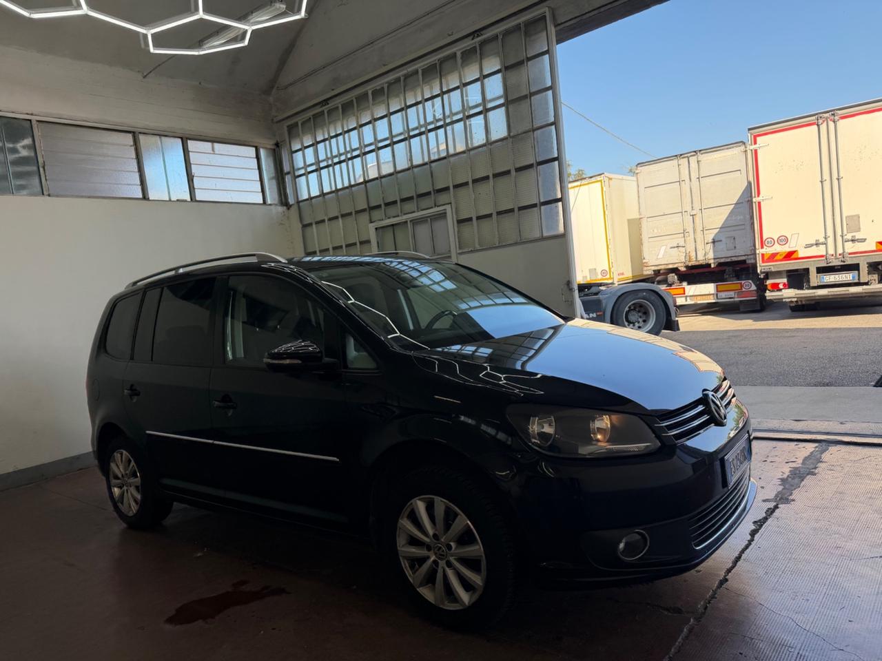 Volkswagen Touran 1.4 TSI DSG Highline EcoFuel