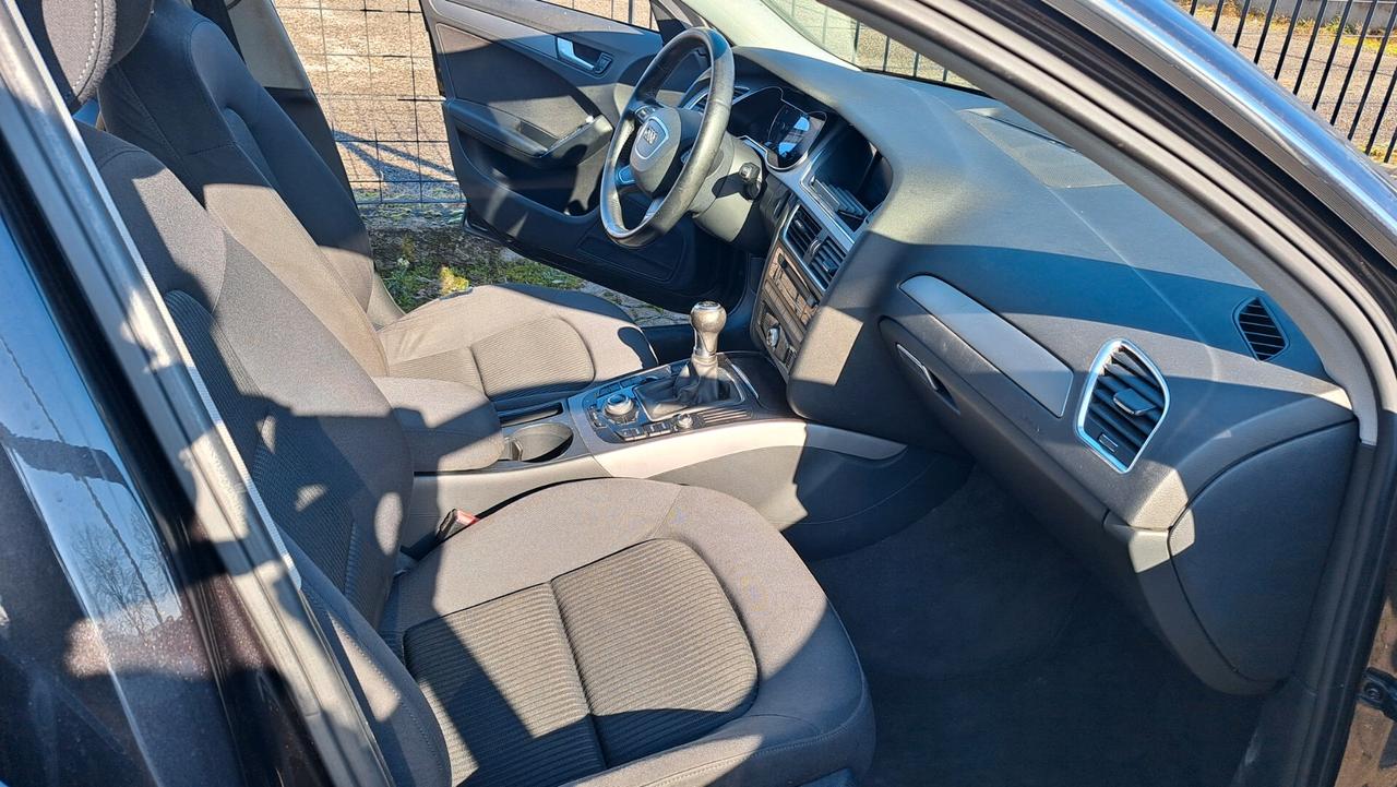 Audi A4 Avant 2.0 TDI 120 CV Advanced OK NEO PATENTATI