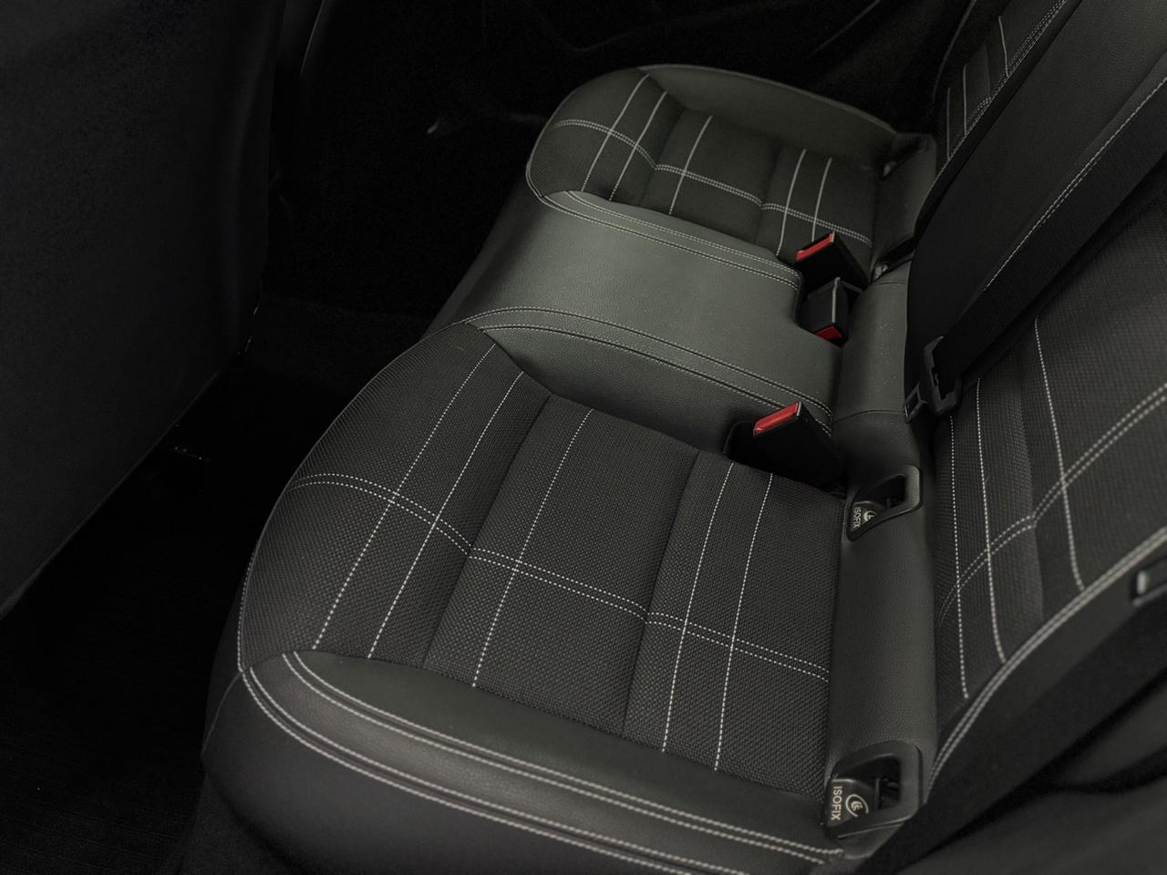 Mercedes-benz GLA 180d Automatic Premium