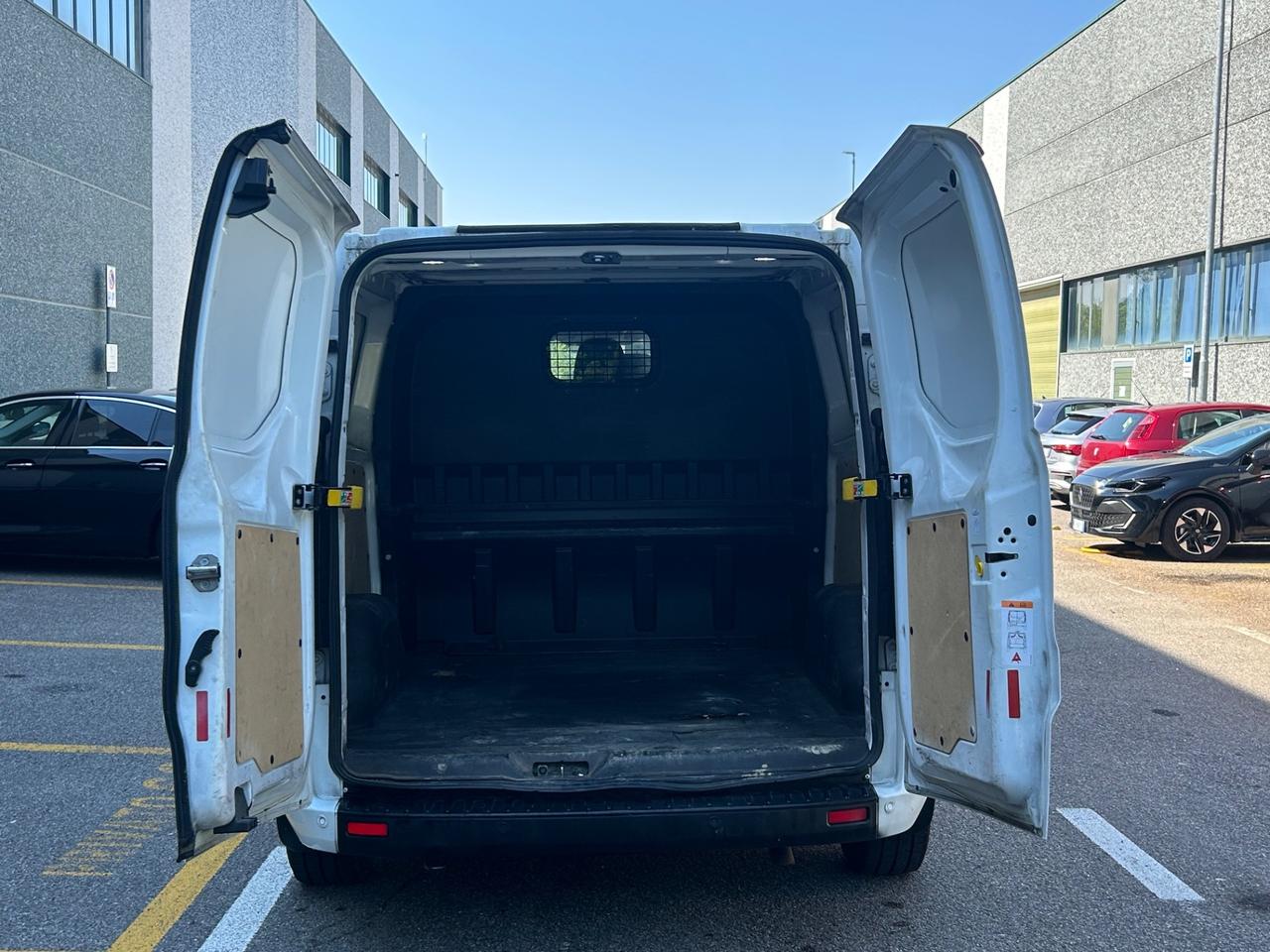 Ford Tourneo Custom Transit 300 2.0 TDCi 130 CV Titanium Doppia Cabina 6 Posti
