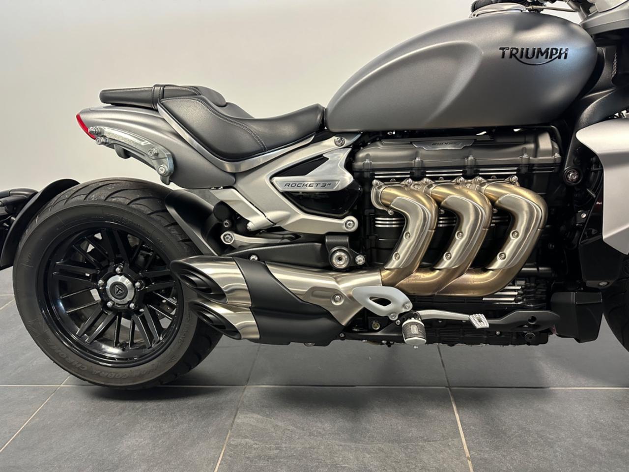 TRIUMPH ROCKET 3 R OPACA 2500CC UNIPRO 166CV ITALIANA