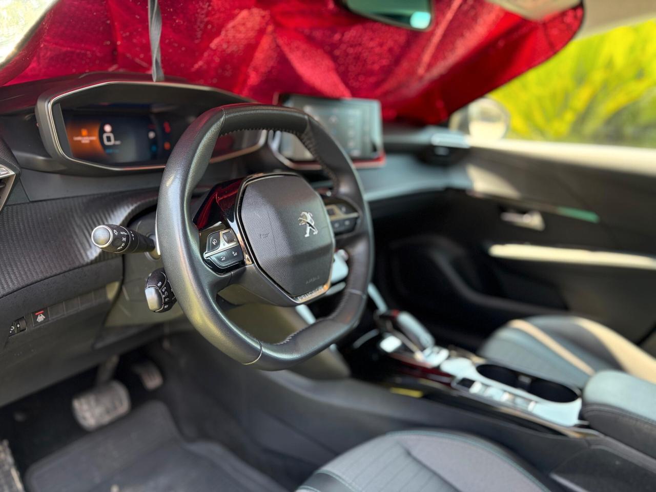 Peugeot 208 PureTech 100 Stop&Start EAT8 5 porte Allure