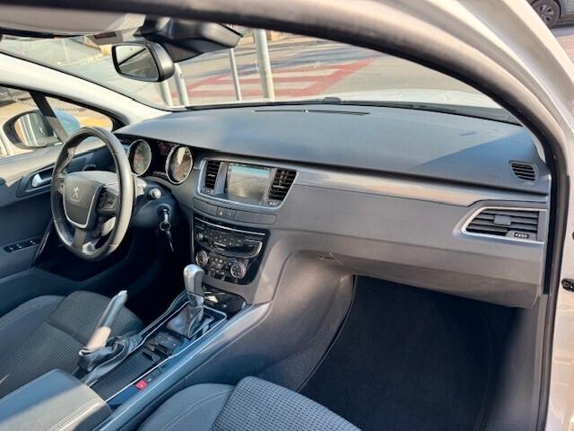 Peugeot 508 BlueHDi 120 EAT6 S&S SW Business Navi-Tetto-Led