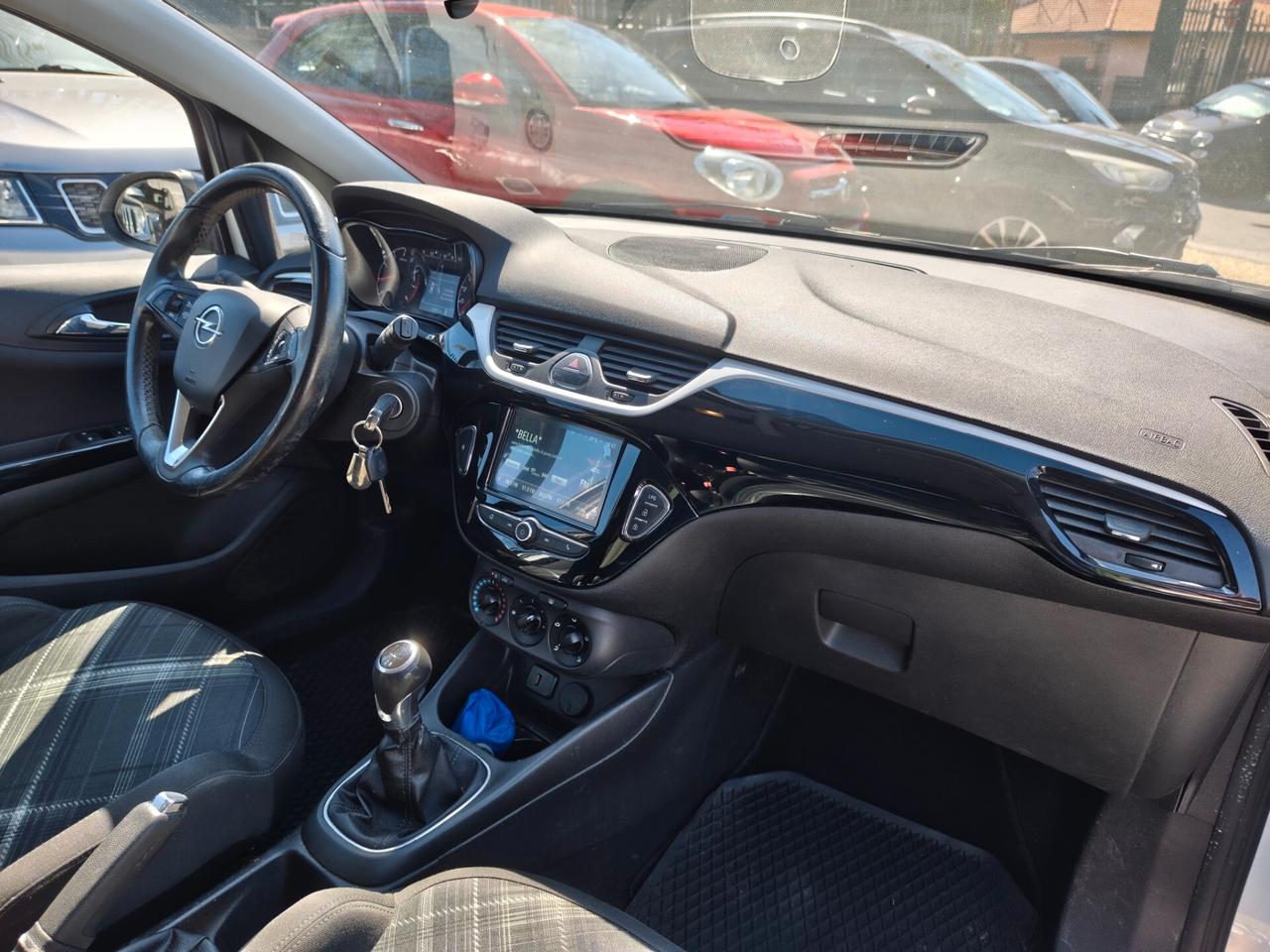 Opel Corsa 1.2 Coupé Cosmo