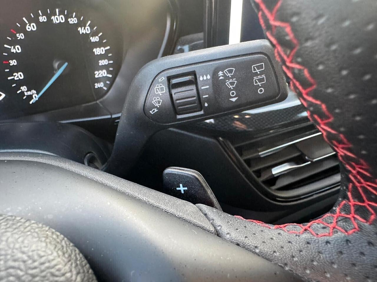 Ford Focus 1.0 EcoBoost Hybrid 155 CV Powershift 5p. ST-Line