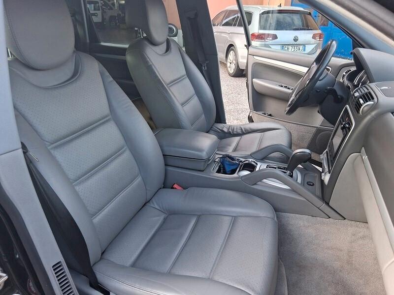 Porsche Cayenne 4.5 cat S
