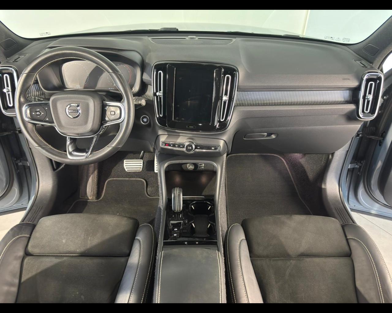 VOLVO XC40 1.5 T3 INSCRIPTION 163CV AUTO