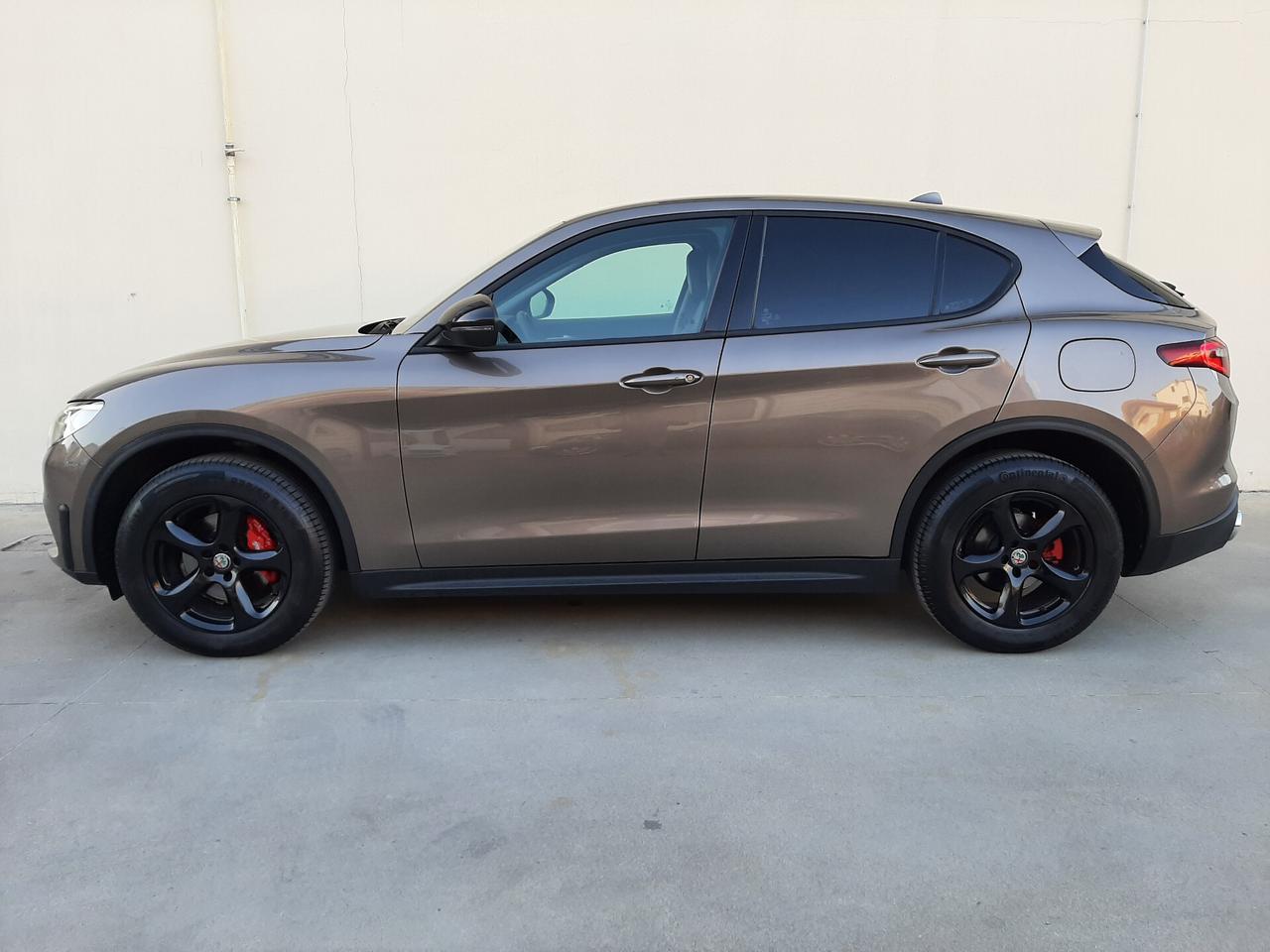 Alfa Romeo Stelvio 2.2 Turbodiesel 180 CV AT8 Q4 Super