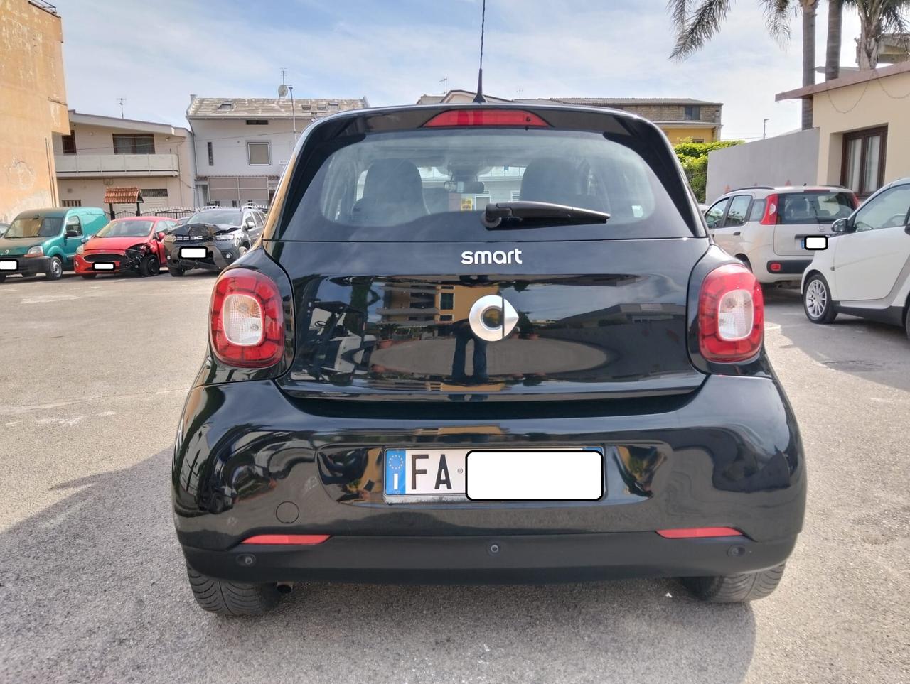 Smart ForFour 70 1.0 twinamic Prime 2015