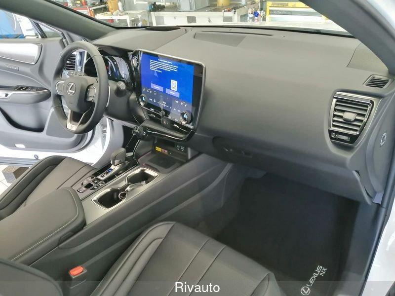 Lexus NX Plug-in 4WD F-Sport