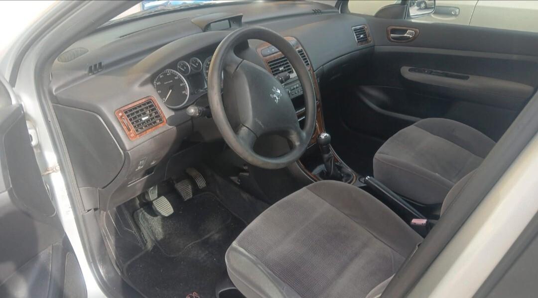 Peugeot 307 1.6 16V 5p. BENZINA /POCHI KM