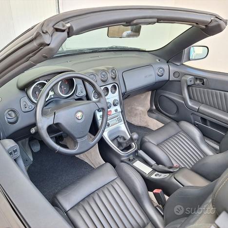 lfa Romeo Spider 1.8 Twin Spark Distribuzione ok.