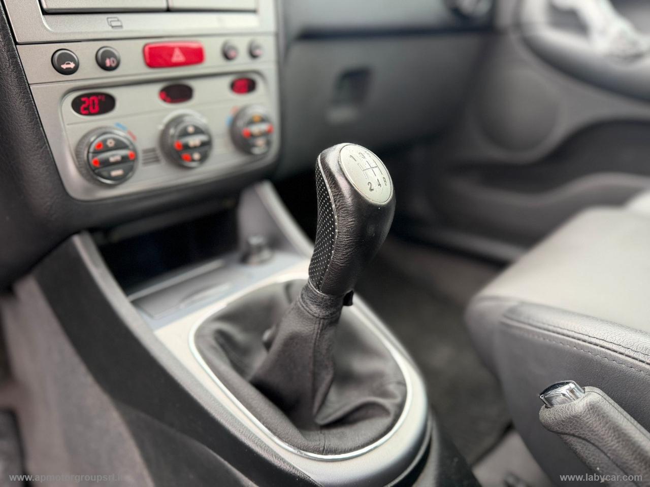 ALFA ROMEO 147 1.6 TS 105CV 5p. Distinctive