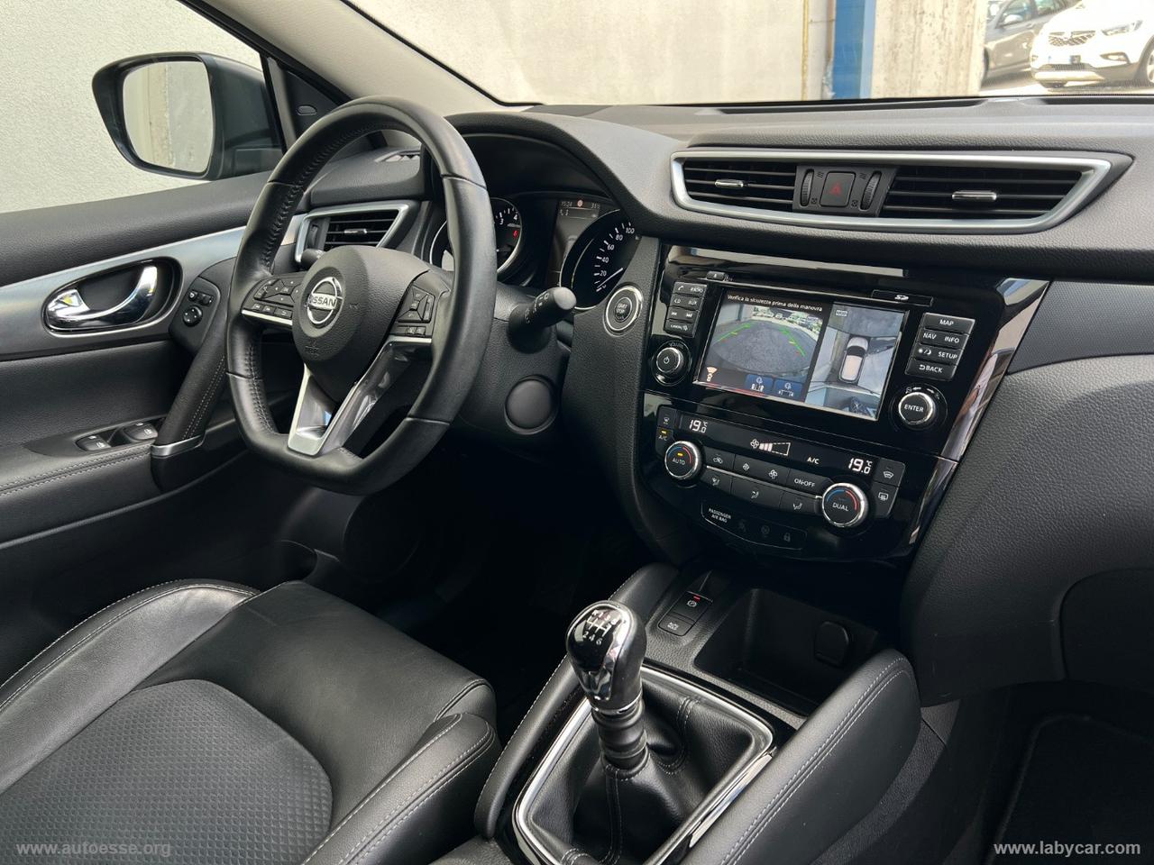 NISSAN Qashqai 1.2 DIG-T Tekna