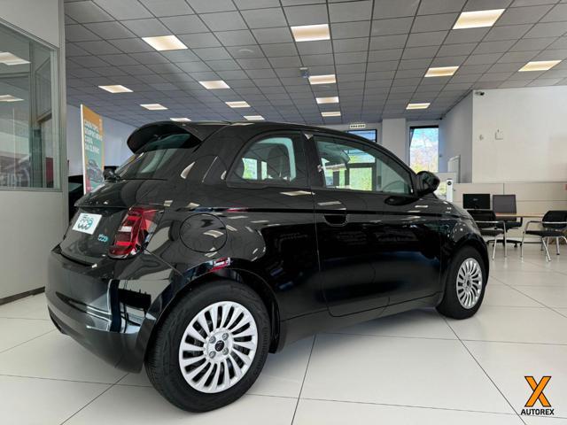FIAT 500e Berlina 42 kWh