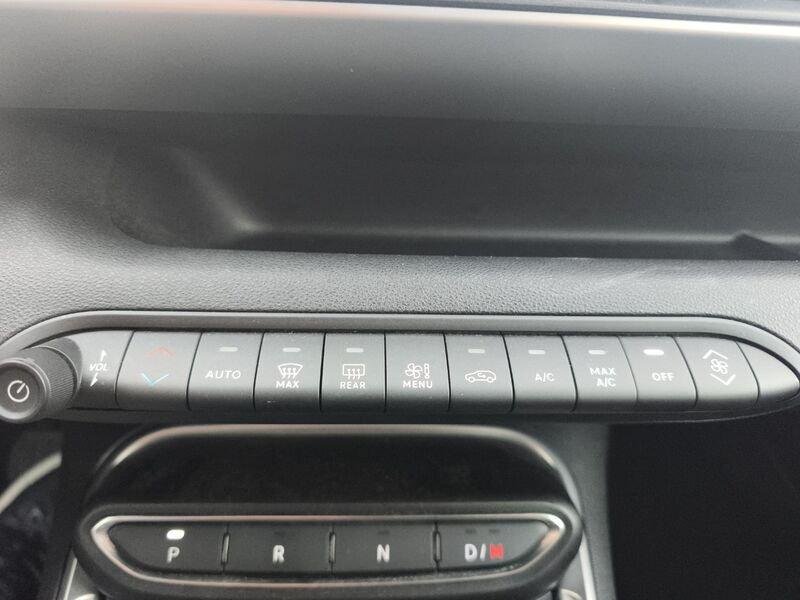 Jeep Avenger 1.2 turbo e-hybrid mhev Summit fwd 110cv edct6