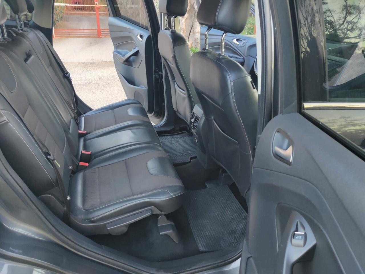 Ford Kuga 2.0 TDCI 150 CV S&S 4WD Titanium