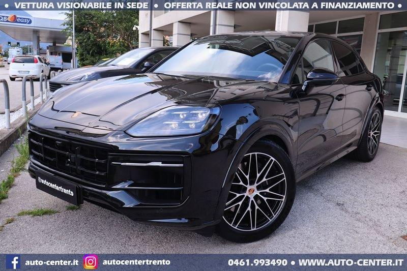 Porsche Cayenne Coupè 3.0 V6 Coupè E-Hybrid Black Edition Sport Design