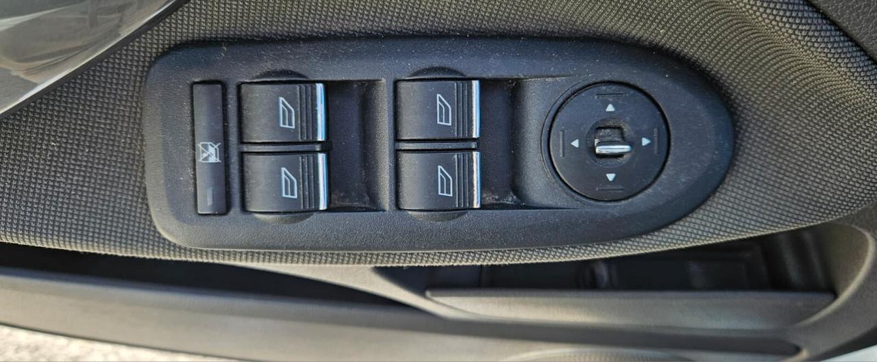 Ford Kuga 2.0 TDCi 136 CV 4WD Titanium DPF