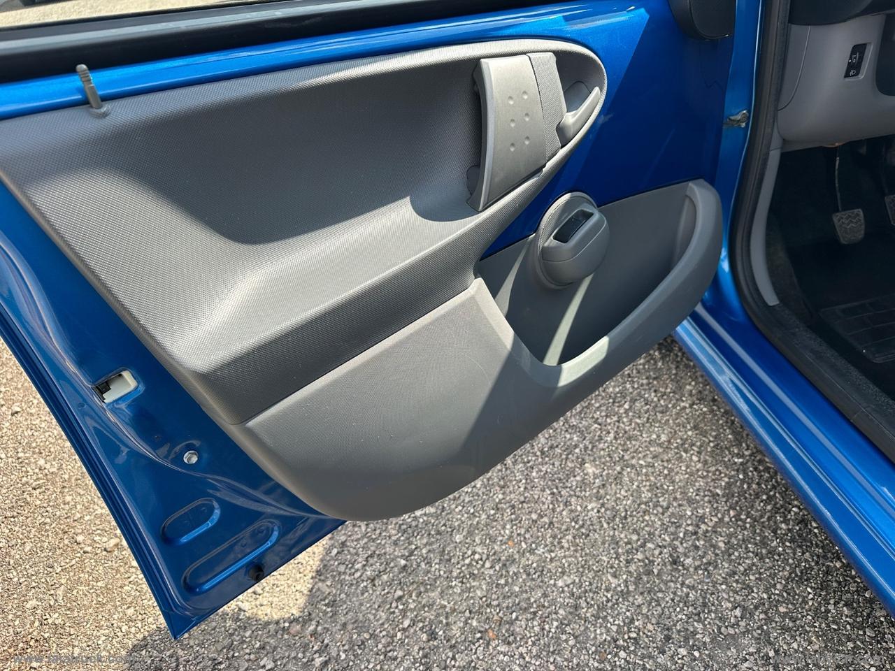 PEUGEOT 107 1.0 68 CV 5p.