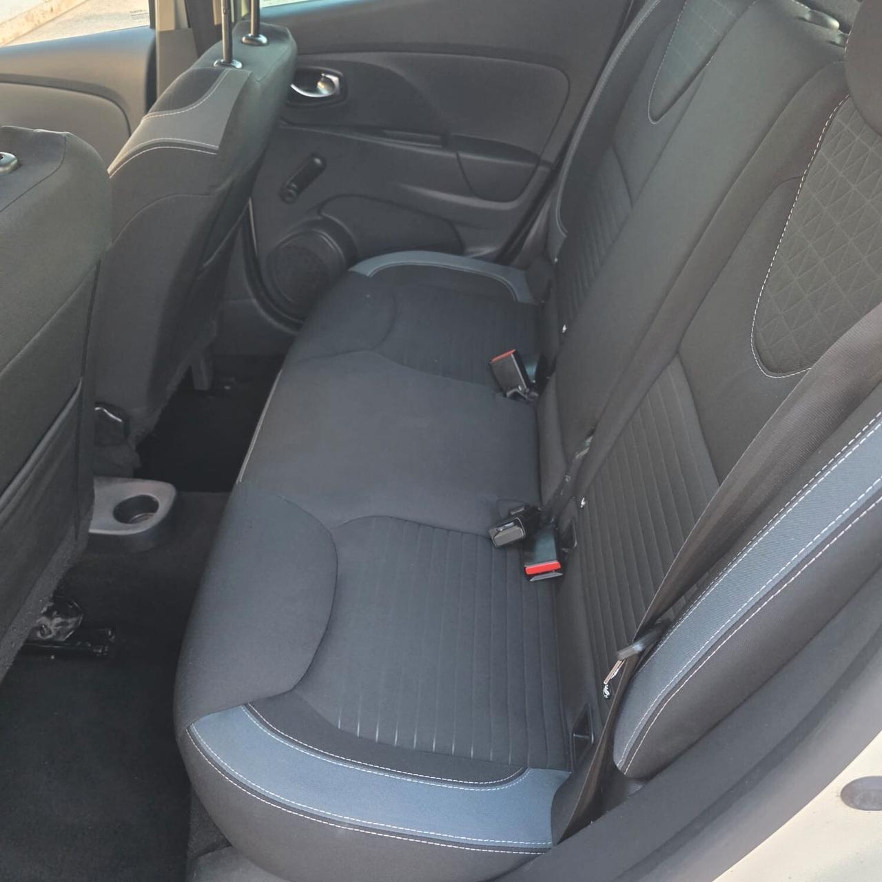 Renault CLIO 1.5 DCI AUTOMATICA TETTO PANORAMICO