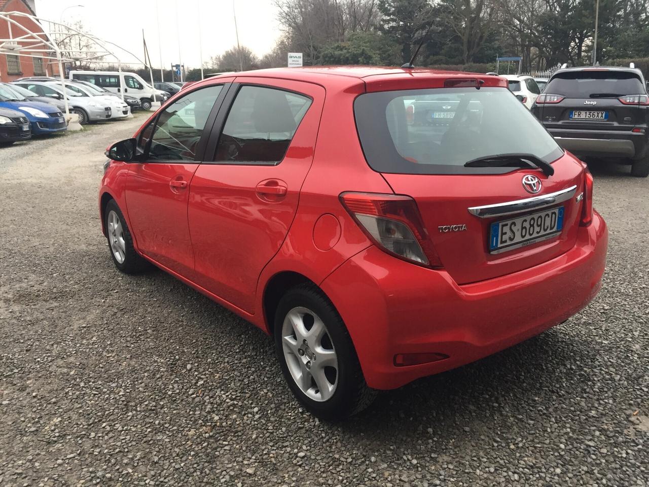 Toyota Yaris 1.0 5 porte Lounge