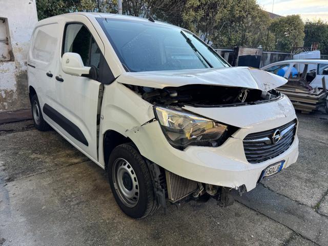 OPEL Combo ? 5.900,00 3 POSTI 1.5 D 100CV PC 650kg Edition