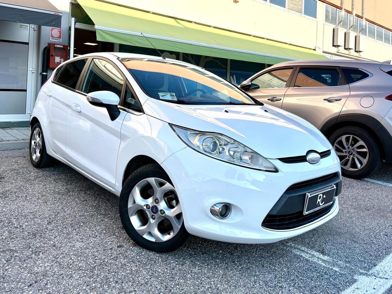 Ford Fiesta 1.4 GPL Titanium