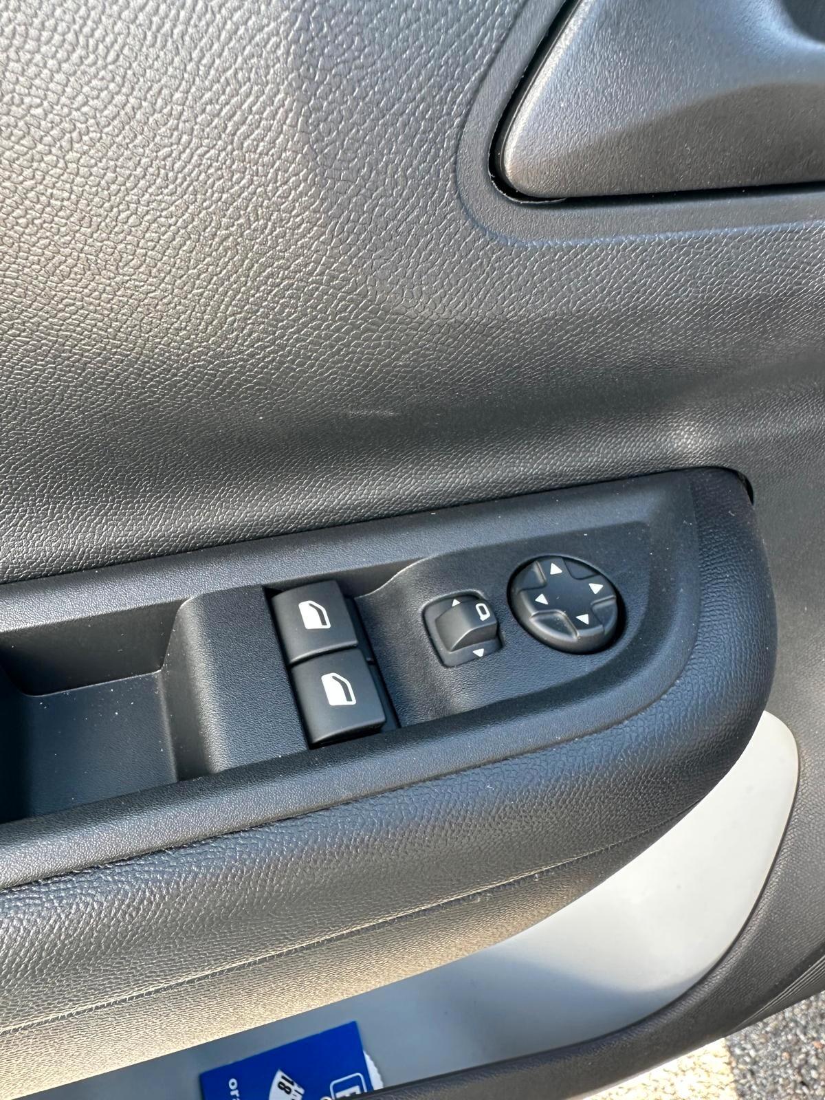 Citroen C3 Nuova Turbo 100 S&S You