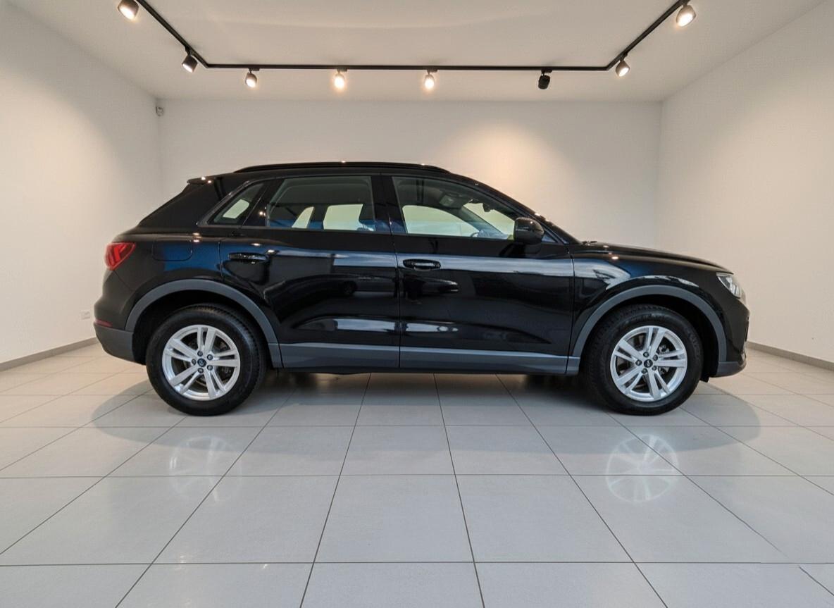 Audi Q3 35 2.0 TDI Business S-tronic