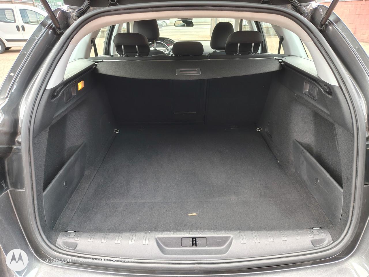 Peugeot 308 BlueHDi 120 S&S SW Business Pari al Nuovo