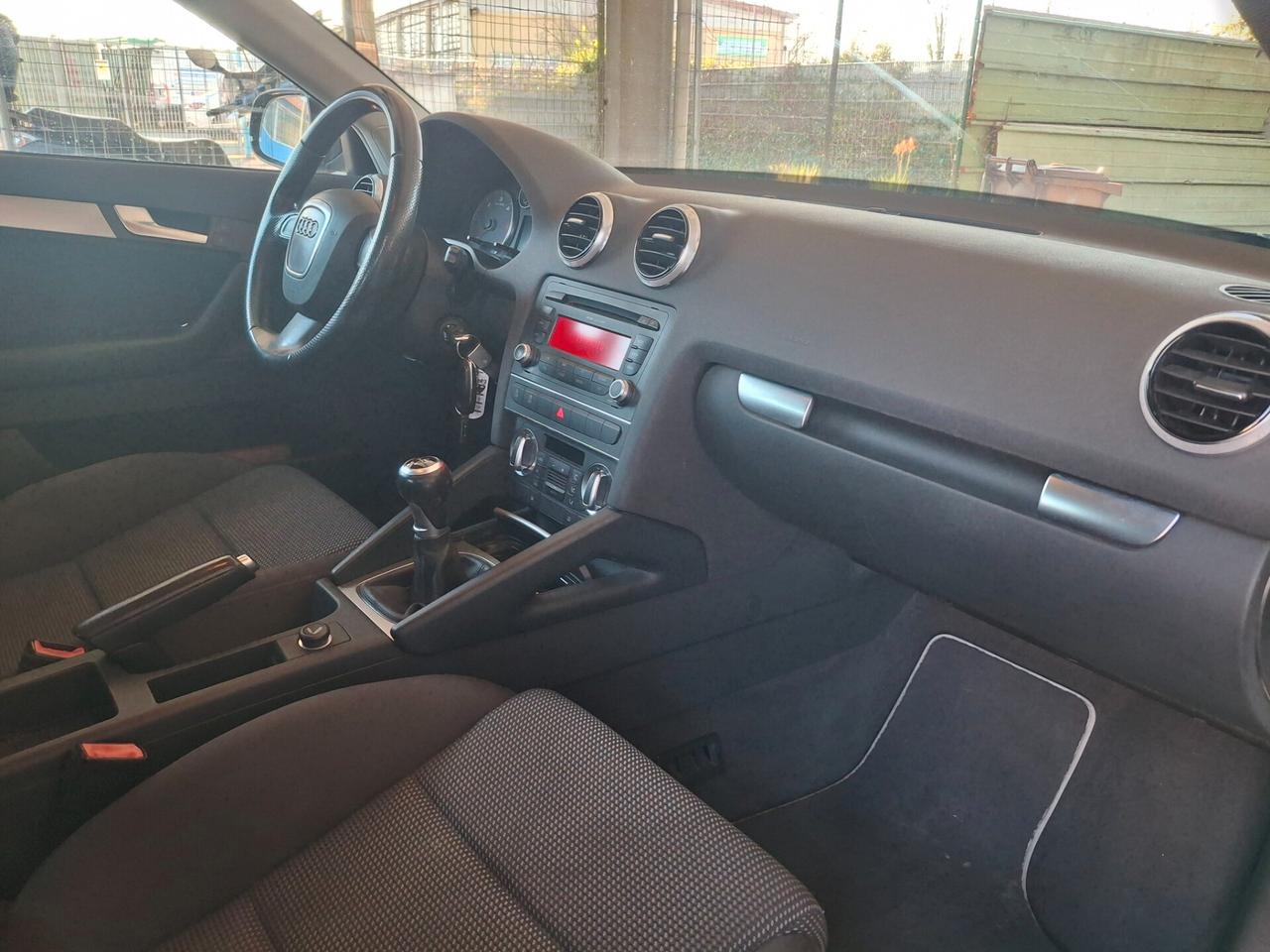 Audi A3 SPB 1.6 TDI 105 CV CR-* CERCHI 17" *