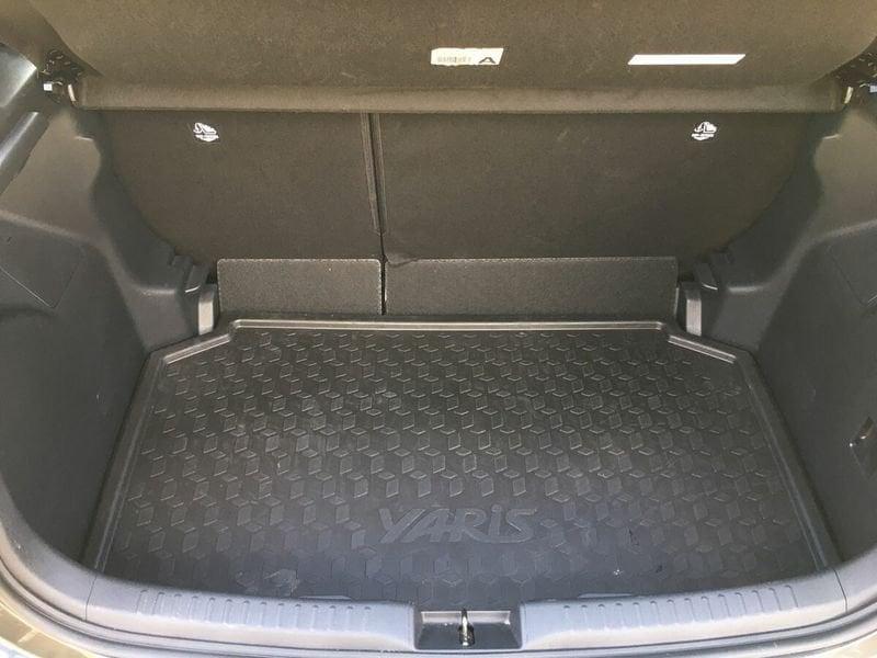 Toyota Yaris 1.5 Hybrid 5 porte Trend