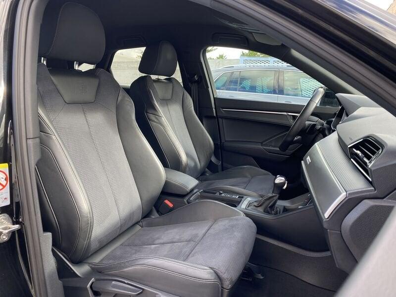Audi Q3 SPB S Line interno ed esterno 2.0 TDI 150CV S-Tronic 35