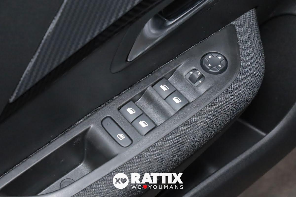 Peugeot 208 1.2 puretech 100CV Style