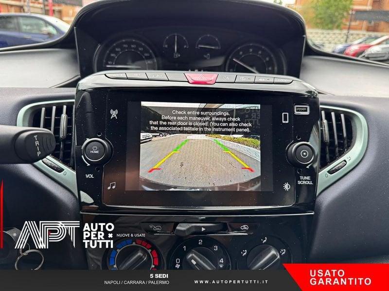 Lancia Ypsilon Ypsilon 1.0 firefly hybrid Platino s&s 70cv