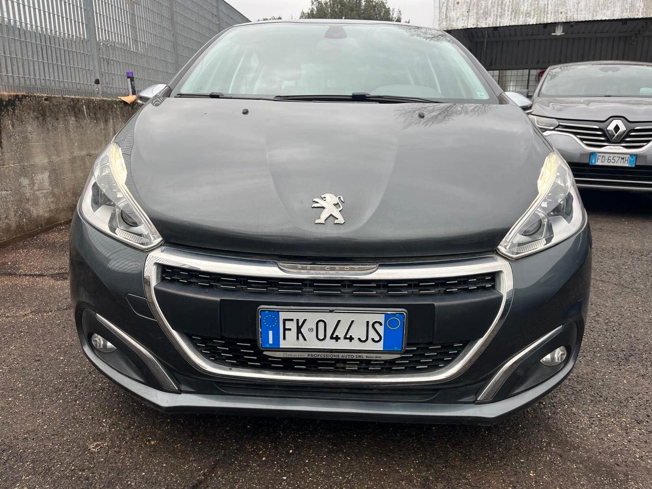 Peugeot 208 PureTech 82 5p. GPL Allure