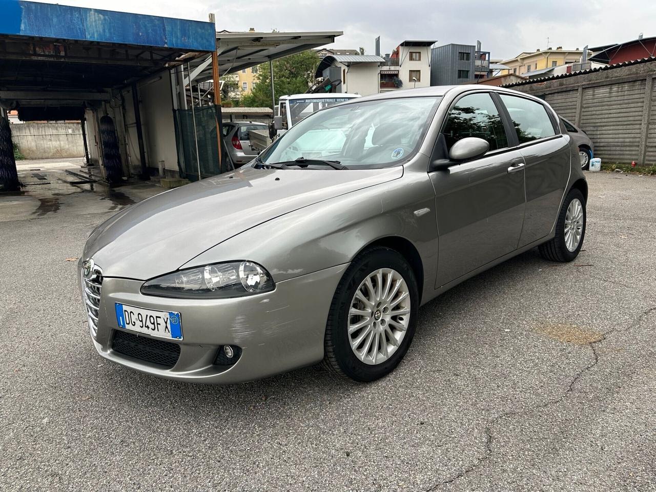 Alfa Romeo 147 1.6 16V TS (105) 5 porte Black Line