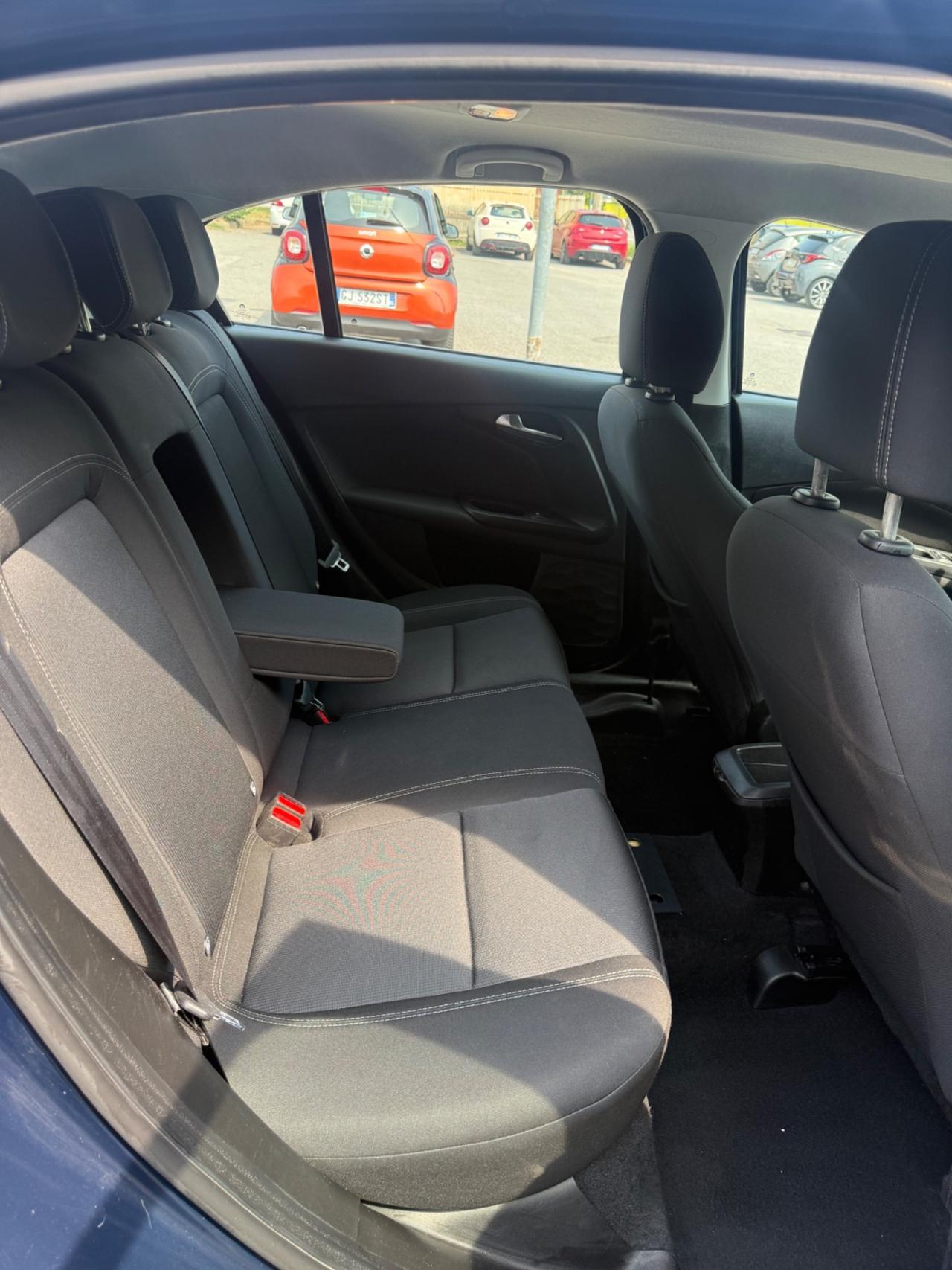 Fiat Tipo 1.6 Mjt S&S 5 porte Easy