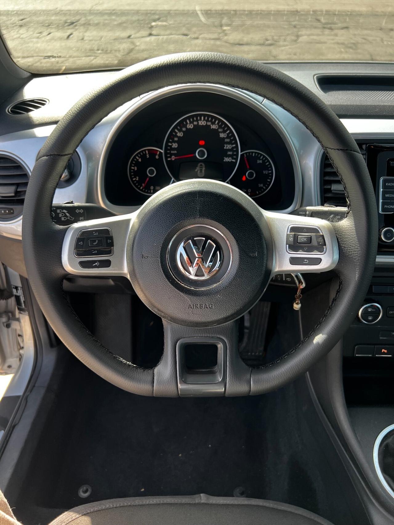 Volkswagen Maggiolino 1.6 TDI Design