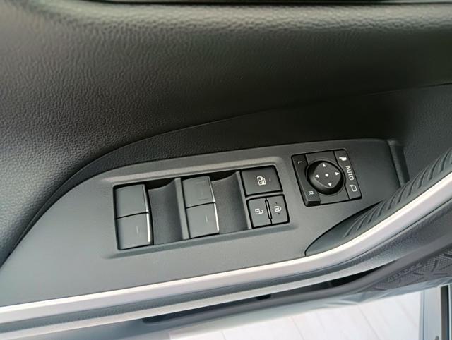 SUZUKI Across 2.5 Plug-in Hybrid E-CVT 4WD Top