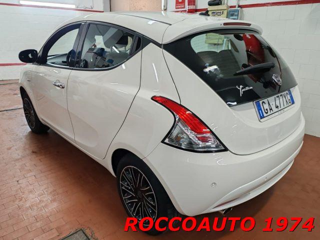 LANCIA Ypsilon 1.2 69 CV 5 porte Gold