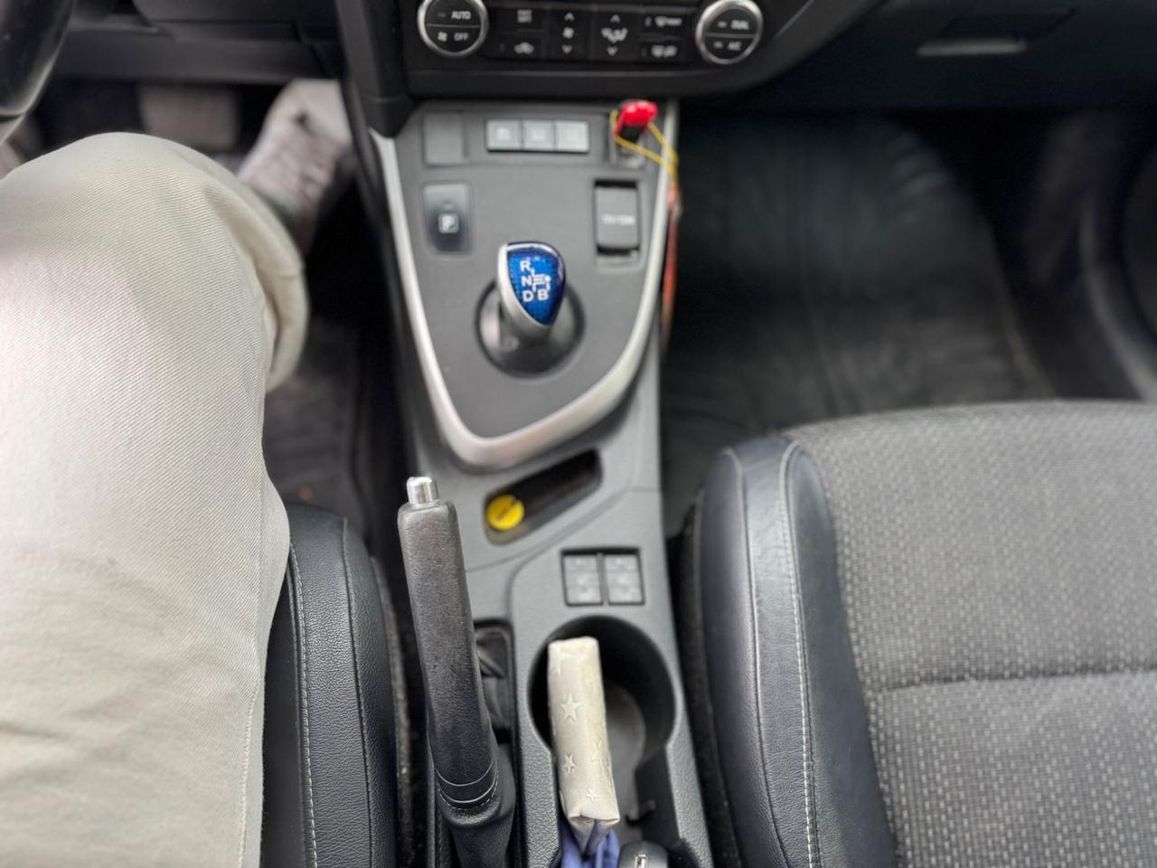 Toyota Auris Lounge 1.8 HEV