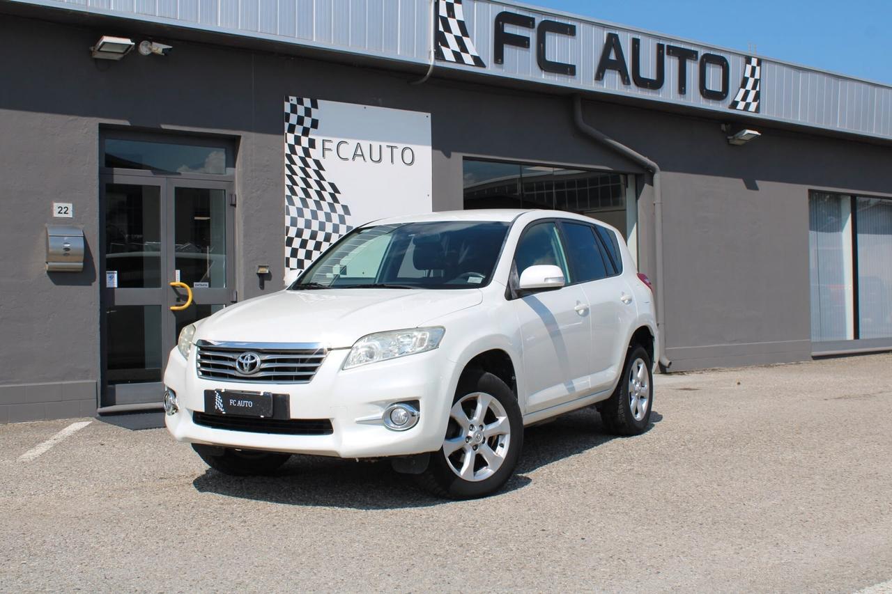 Toyota RAV 4 RAV4 2.2 D-4D 150 CV DPF Luxury